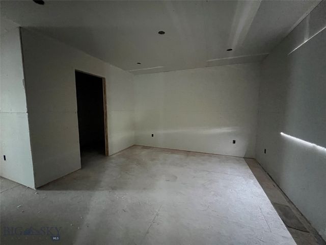 1201 Westwood Circle A, Belgrade, MT 59714