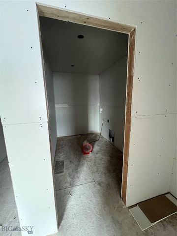 1201 Westwood Circle A, Belgrade, MT 59714