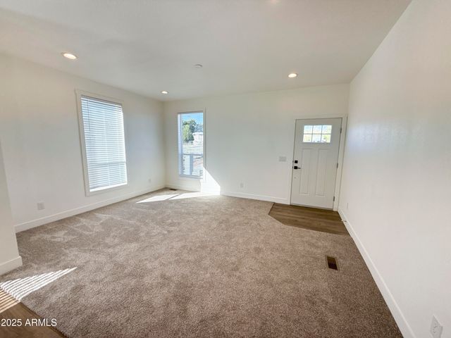 20821 E Cactus Wren Drive, Mayer, AZ 86333