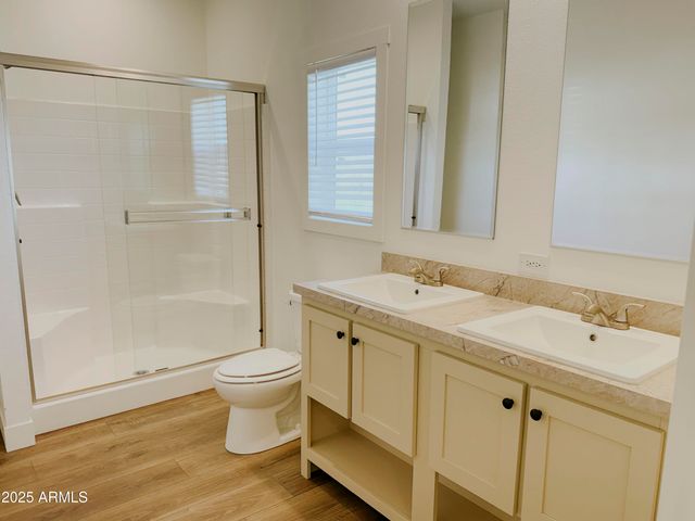 20821 E Cactus Wren Drive, Mayer, AZ 86333