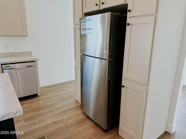 20821 E Cactus Wren Drive, Mayer, AZ 86333