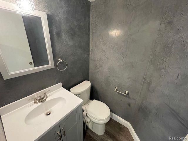 3181 Hidden Ridge Drive, Waterford, MI 48328