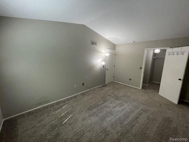 3181 Hidden Ridge Drive, Waterford, MI 48328