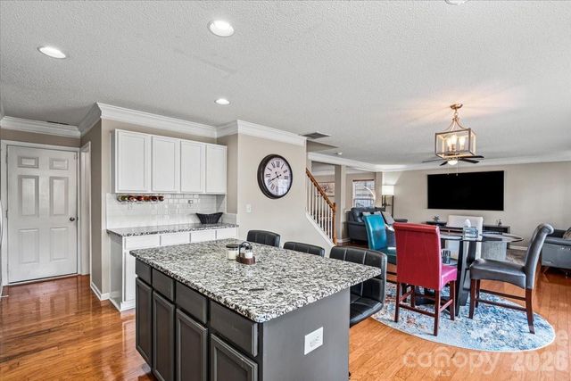 13715 Rutherglen Court, Charlotte, NC 28213