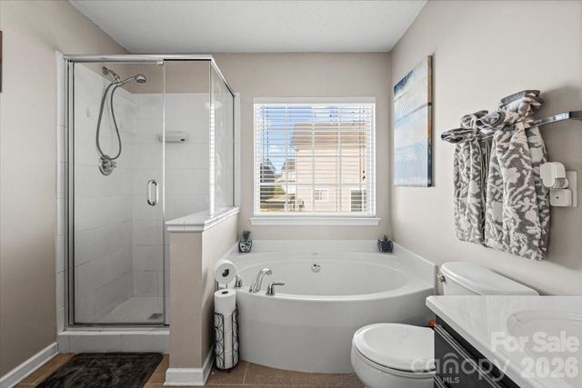 13715 Rutherglen Court, Charlotte, NC 28213