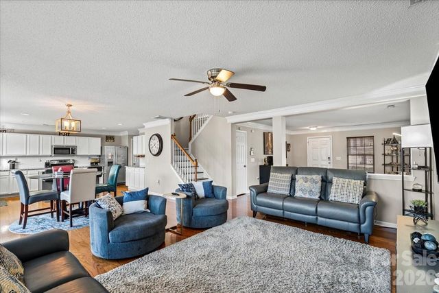 13715 Rutherglen Court, Charlotte, NC 28213