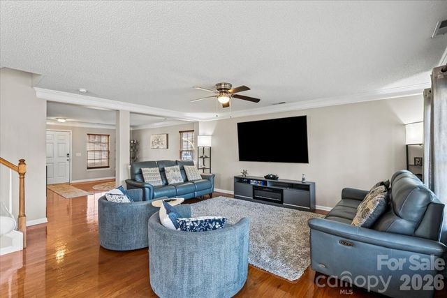 13715 Rutherglen Court, Charlotte, NC 28213