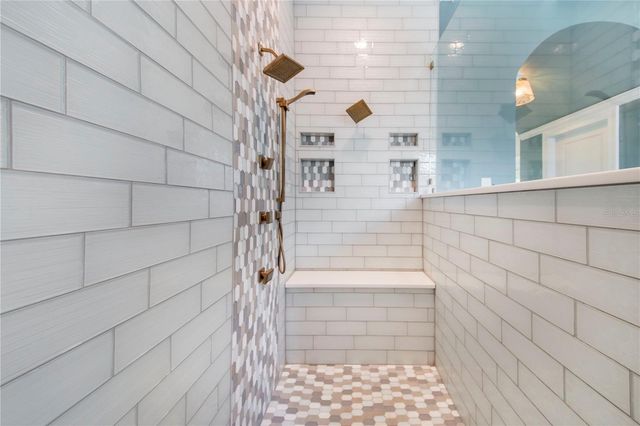 6631 LAKE HATCHINEHA ROAD, Haines City, FL 33844