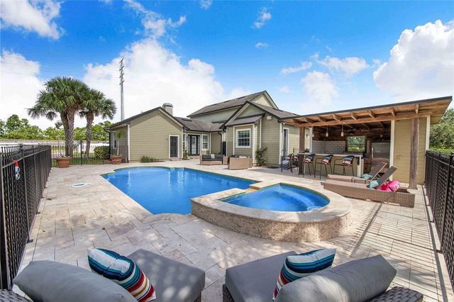 6631 LAKE HATCHINEHA ROAD, Haines City, FL 33844