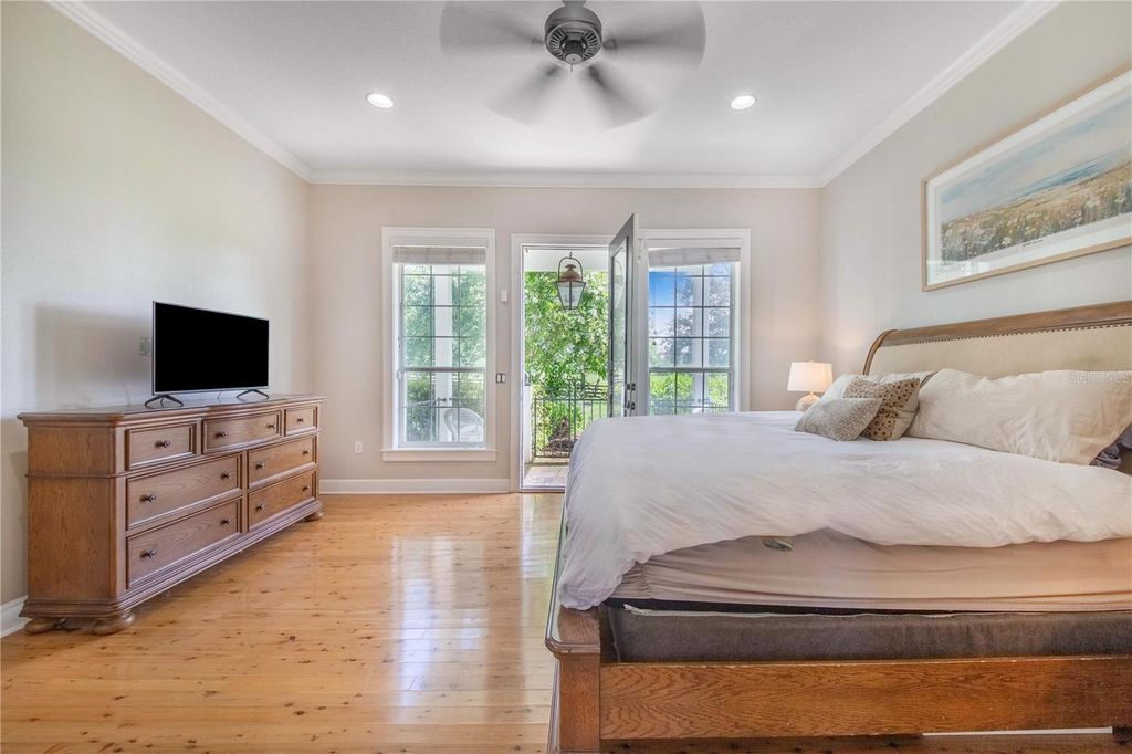 Image 31 of property listing at 6631 LAKE HATCHINEHA ROAD, Haines City, FL 33844