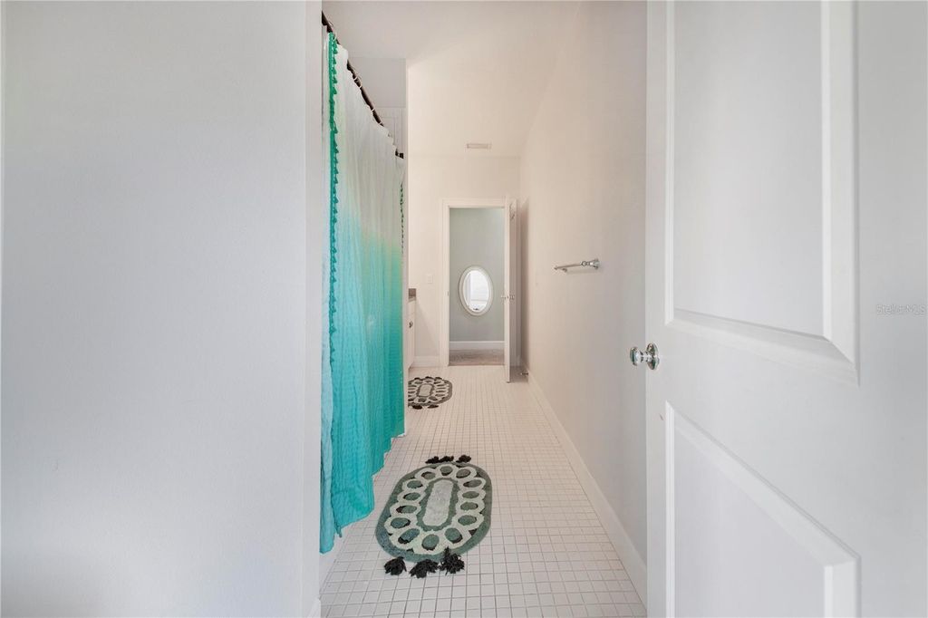 Image 41 of property listing at 6631 LAKE HATCHINEHA ROAD, Haines City, FL 33844