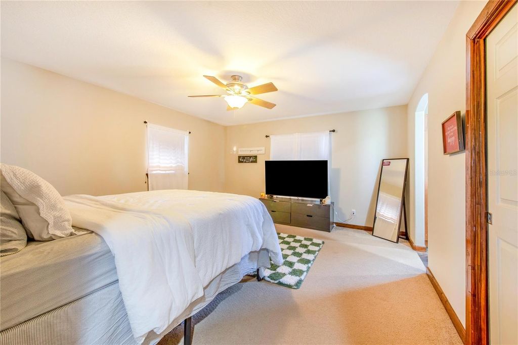 Image 91 of property listing at 6631 LAKE HATCHINEHA ROAD, Haines City, FL 33844