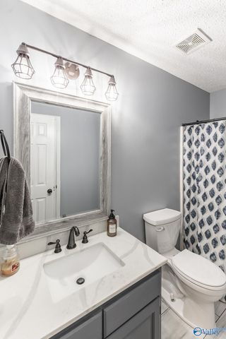 128 County Road 496, Trinity, AL 35673