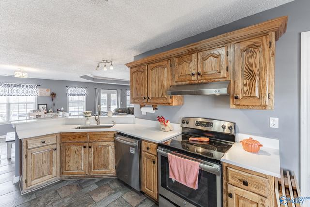 128 County Road 496, Trinity, AL 35673