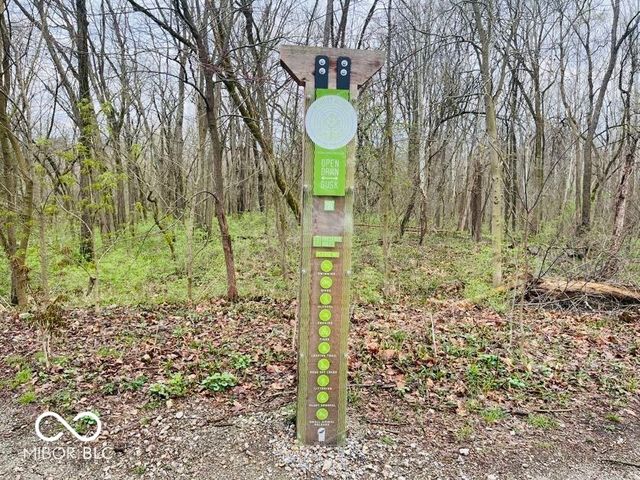 7367 Westfield Boulevard, Indianapolis, IN 46240