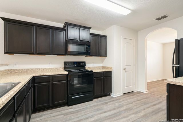 3923 SOUTHTON VW, San Antonio, TX 78222