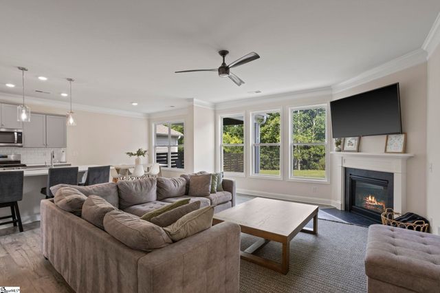 154 Pelham Glen Way, Greer, SC 29651