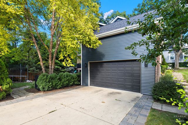 399 Asbury Avenue, Fox River Grove, IL 60021