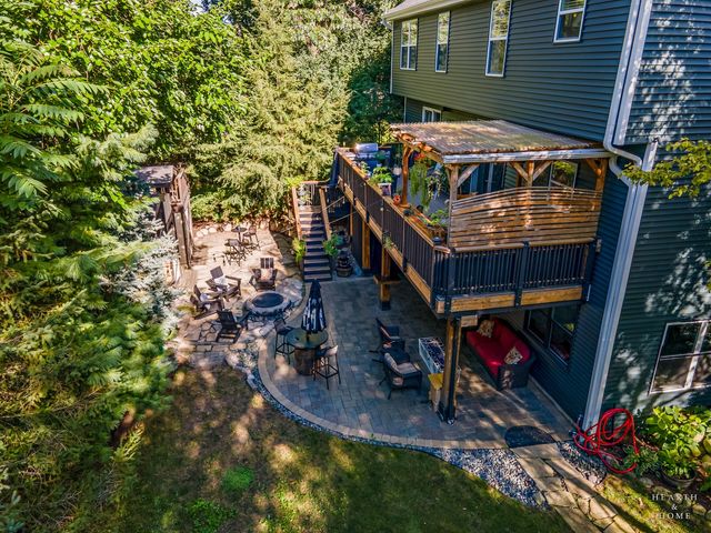 399 Asbury Avenue, Fox River Grove, IL 60021