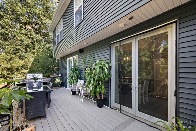 399 Asbury Avenue, Fox River Grove, IL 60021