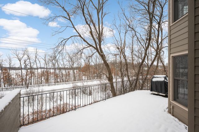 1633 Cedar Lake Parkway, Minneapolis, MN 55416