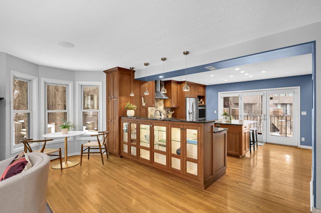 1633 Cedar Lake Parkway, Minneapolis, MN 55416