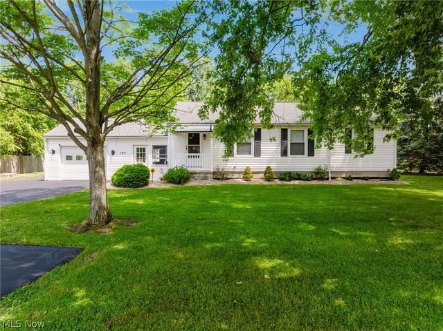 107 Cooper Foster Park Road, Amherst, OH 44001
