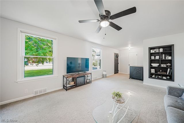 107 Cooper Foster Park Road, Amherst, OH 44001