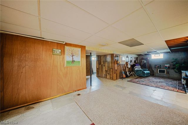107 Cooper Foster Park Road, Amherst, OH 44001