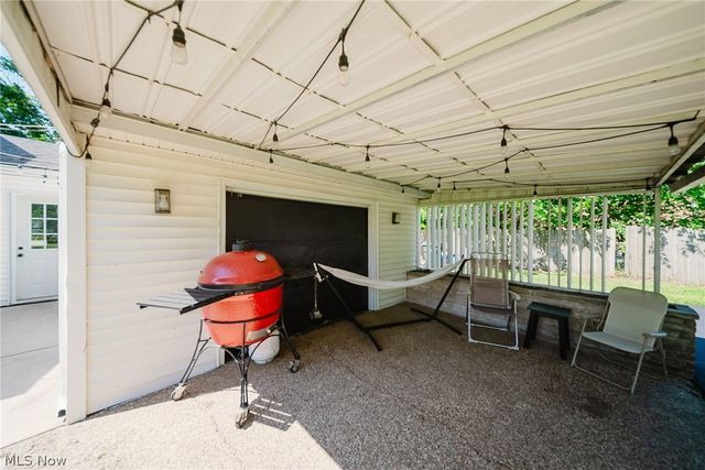 107 Cooper Foster Park Road, Amherst, OH 44001