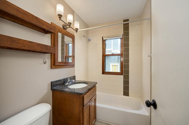 5006 30th Avenue S, Minneapolis, MN 55417