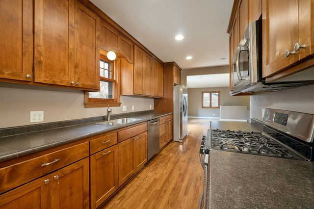 5006 30th Avenue S, Minneapolis, MN 55417