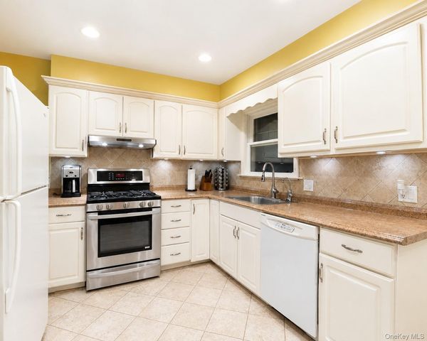 24 Maywood Avenue, Rye Brook, NY 10573