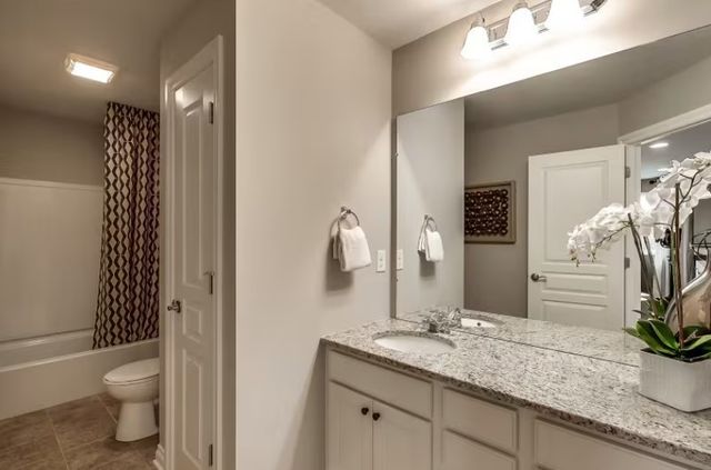 211 Ash Dale Dr, Mount Juliet, TN 37122