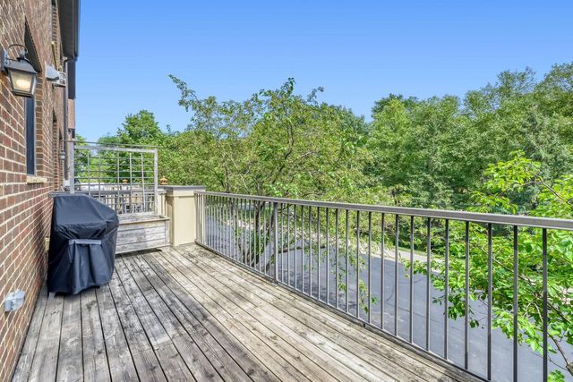 811 Thornton Street SE, Minneapolis, MN 55414