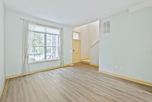 811 Thornton Street SE, Minneapolis, MN 55414