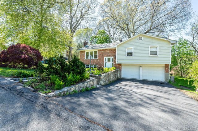 6 Amawalk Avenue, Amawalk, NY 10501