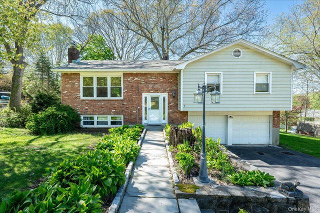 6 Amawalk Avenue, Amawalk, NY 10501