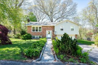 6 Amawalk Avenue, Amawalk, NY 10501