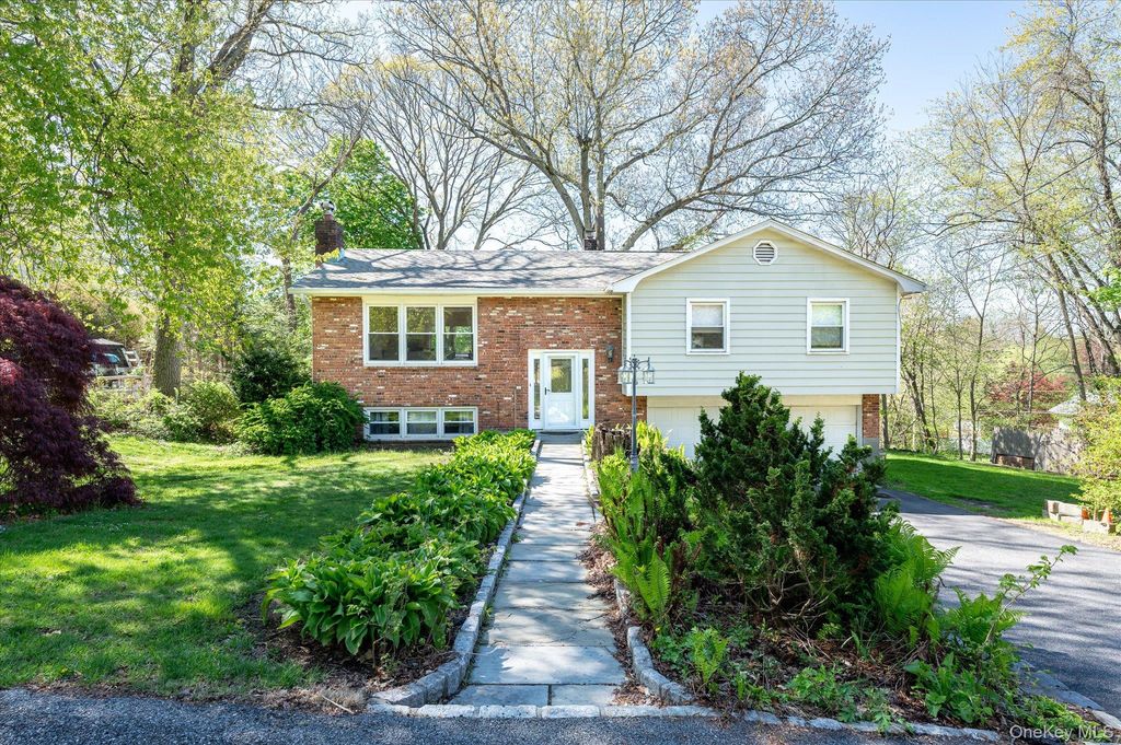 6 Amawalk Avenue, Amawalk, NY 10501