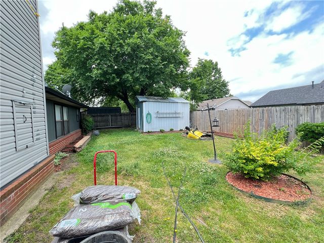 2711 Margaret Street, Rogers, AR 72756