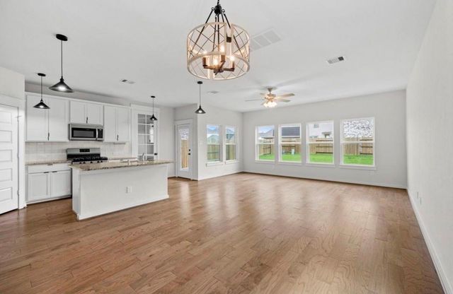 21242 Shore Bluff Drive, Cypress, TX 77433