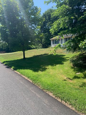 79 Cambridge Drive, Red Hook, NY 12571