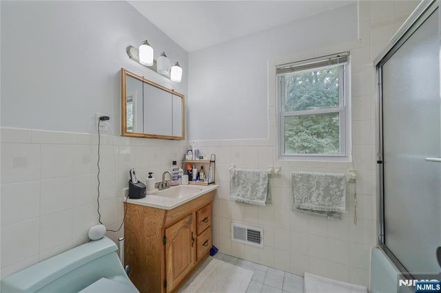 270 Glen Avenue, Dumont, NJ 07628