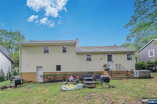 270 Glen Avenue, Dumont, NJ 07628