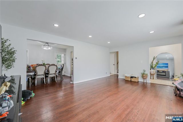 270 Glen Avenue, Dumont, NJ 07628
