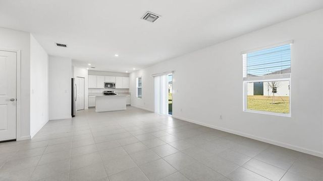 10761 NW Everbreeze Drive, Port St. Lucie, Port St Lucie, FL 34987