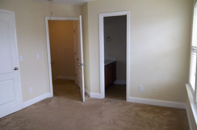 5440 Perlou Ln, Murfreesboro, TN 37128
