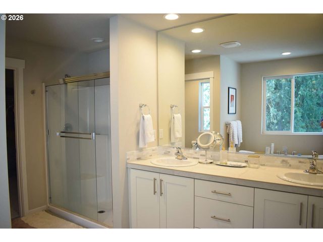 2286 Ne MARIONBERRY Ln, Estacada, OR 97023