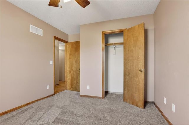 4404 Muncie Court, Leavenworth, KS 66048